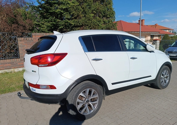 Kia Sportage cena 49900 przebieg: 194121, rok produkcji 2015 z Koszalin małe 46